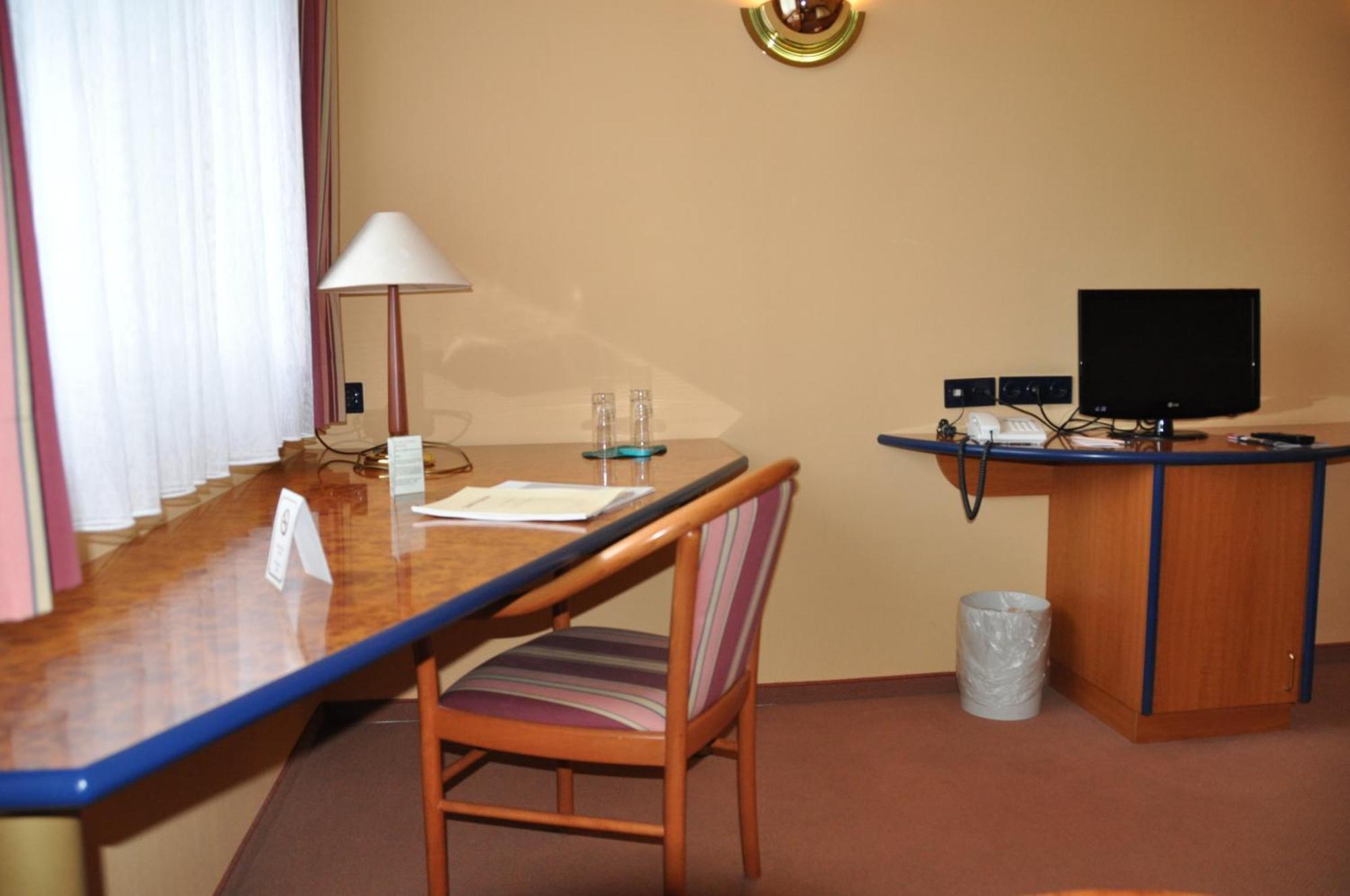 Hotel Falkenstein Pokoj fotografie